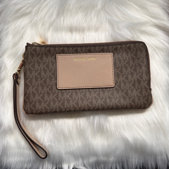 MICHAEL Michael Kors Handbags - Michael kors zippered Brown and tan 2 zippered wallet/wristlet